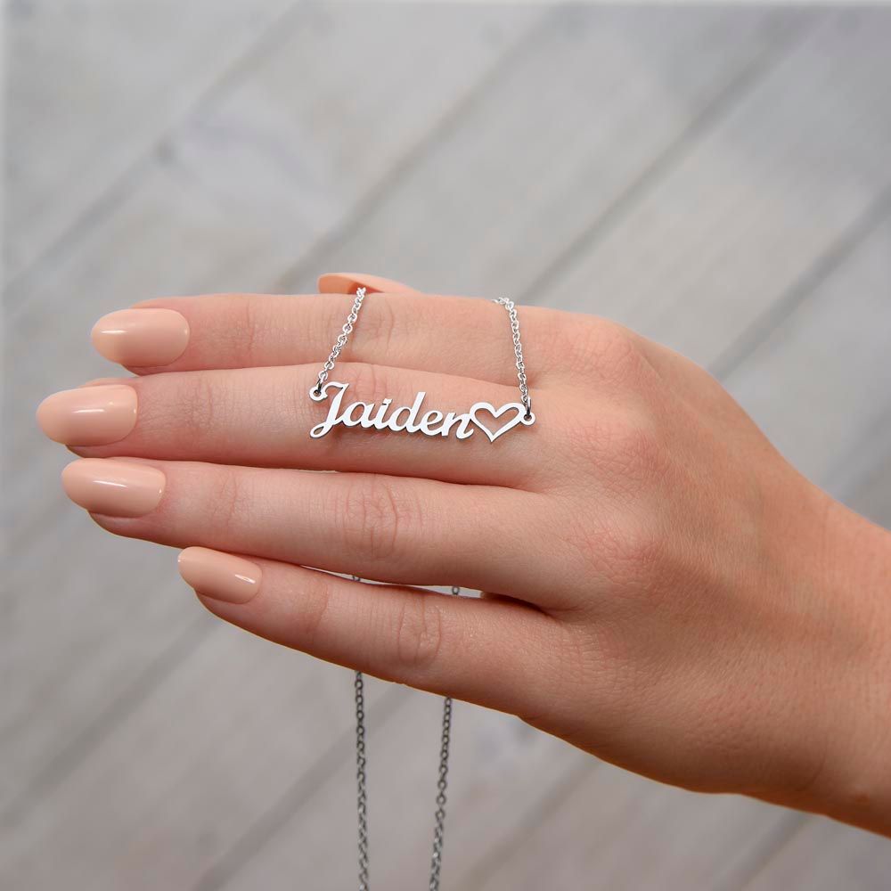 Beautiful Custom Name and Heart Necklace
